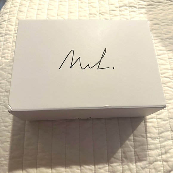 Made with Love detachable Long Tulle Bows. Can be added to any dress. New. Ivory - Picture 4 of 4